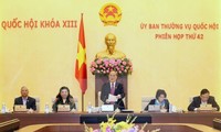 Pembukaan persidangan ke-42 Komite Tetap MN Vietnam